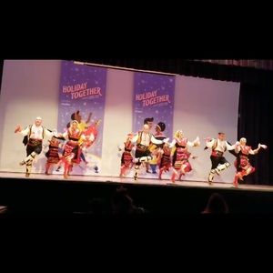 Meet your Posher, Val